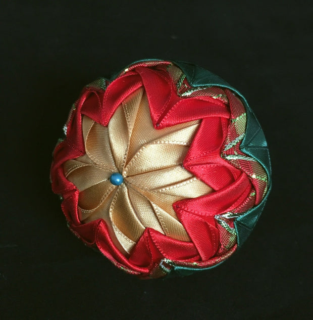 Vianočná guľa Patchwork 1 8 -