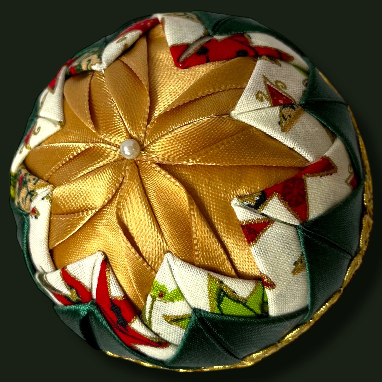 Vianočná guľa Patchwork