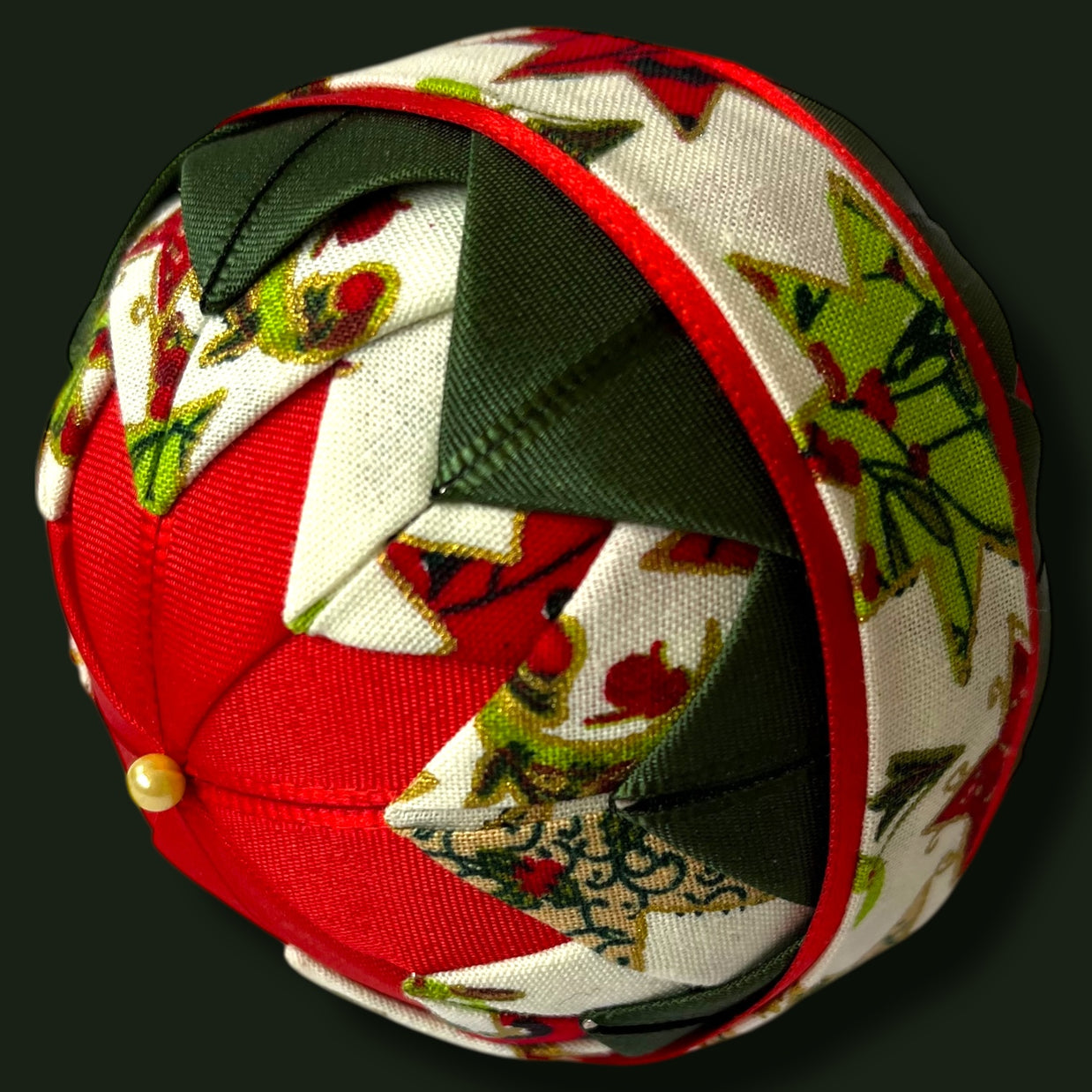 Vianočná guľa Patchwork