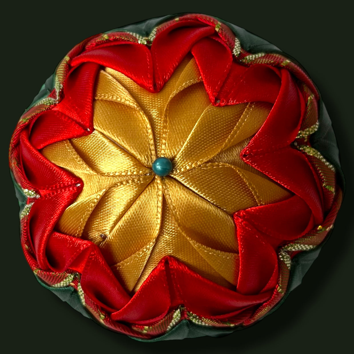 Vianočná guľa Patchwork