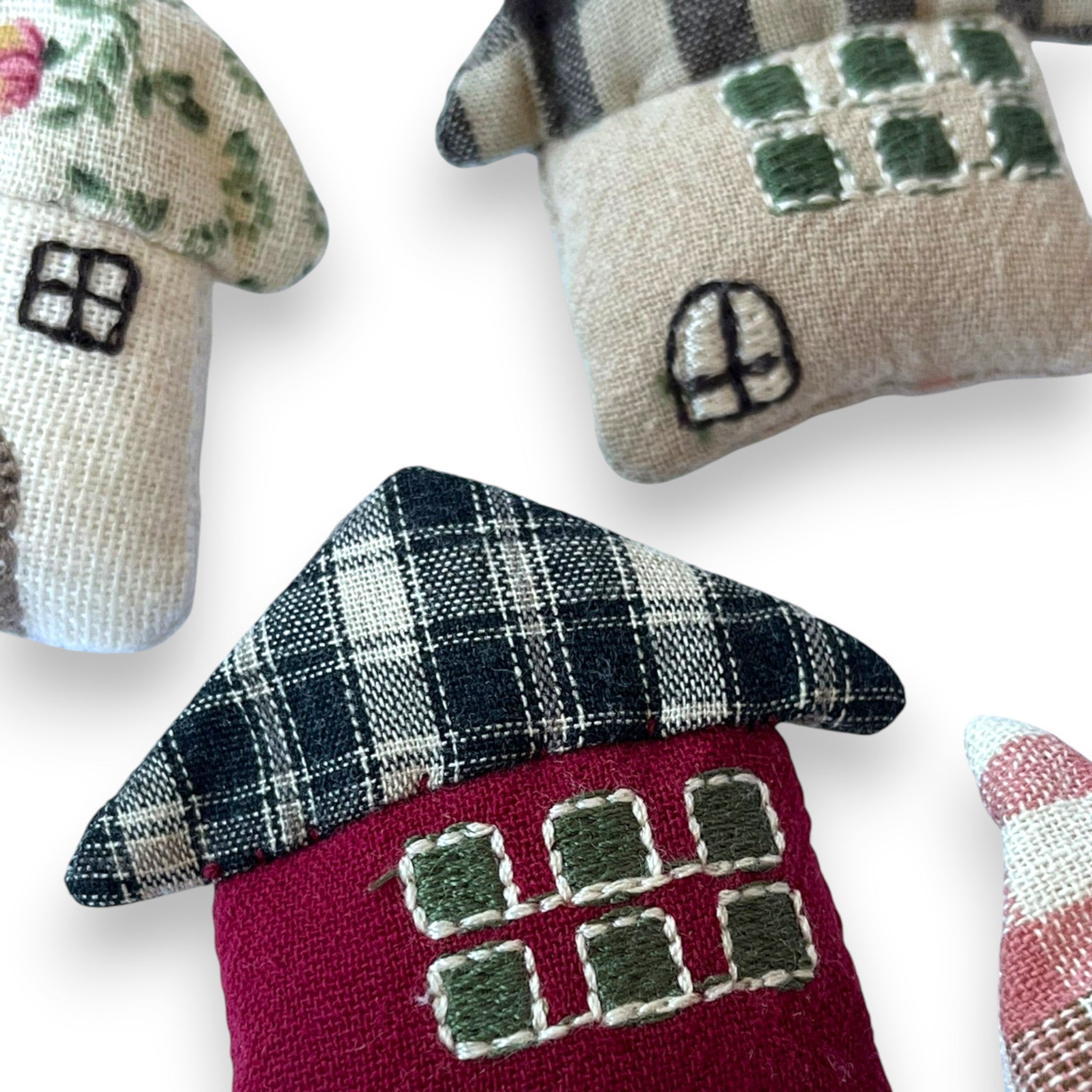 Magis Art Shop small handmade red fabric house brooch with embroidered windows and a plaid roof pattern