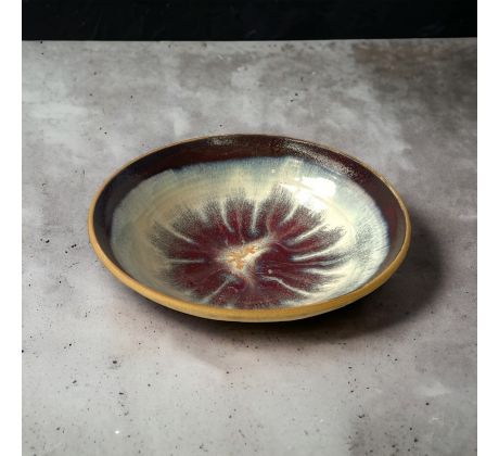 Medium-sized ceramic bowl in beige burgundy - white shades.