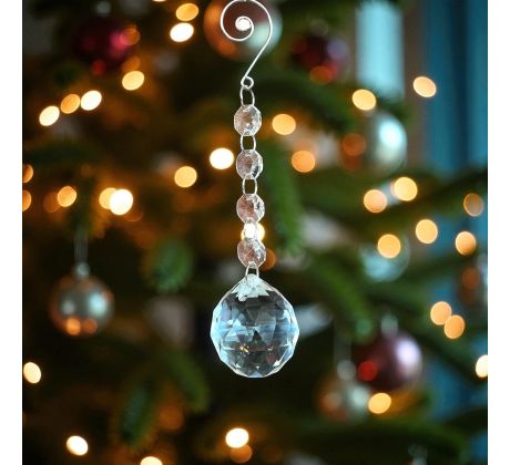 Sklená vianočná guľa na retiazke