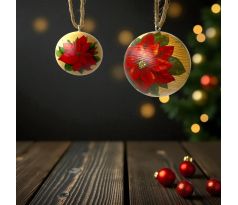 Drevená guľa s kvetom vianočnej ruže