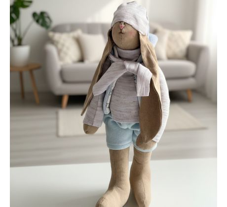 Ručne šitý zajac Pierre